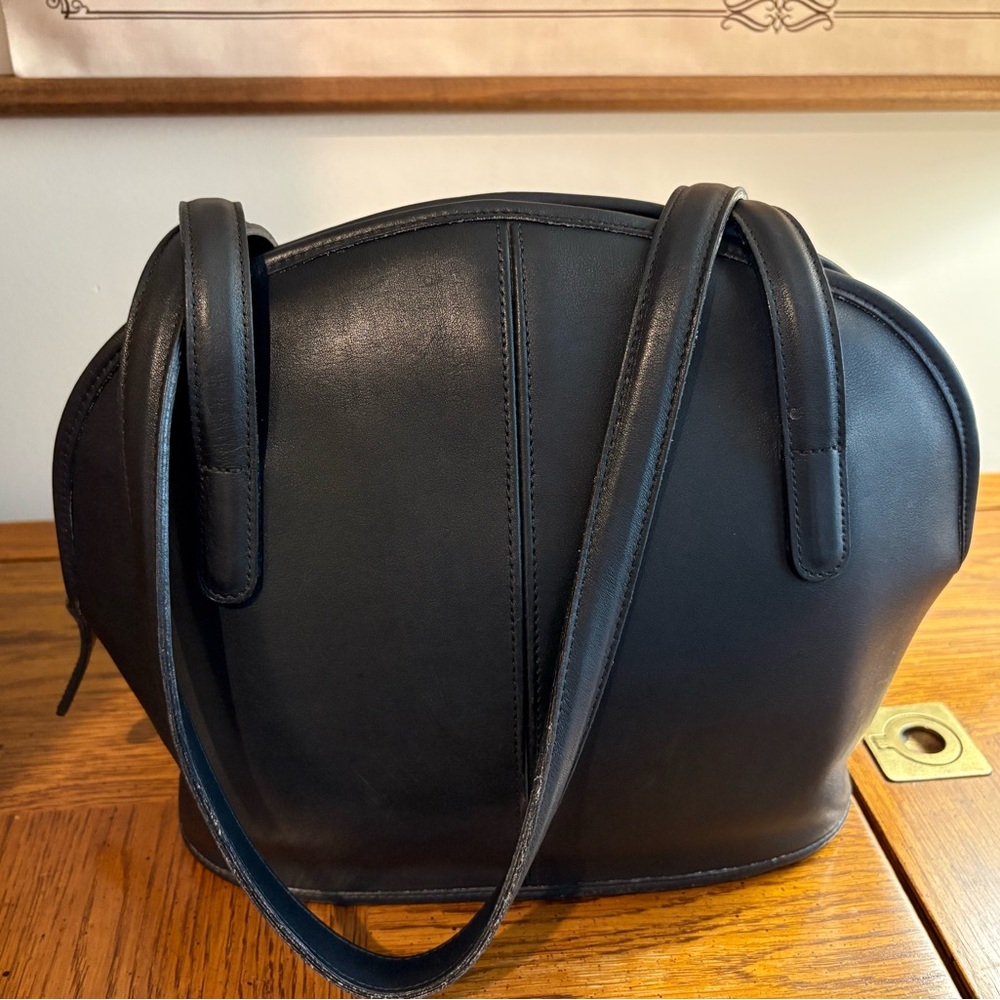Coach Vintage Asheville Bag #9089 - Picture 4 of 11
